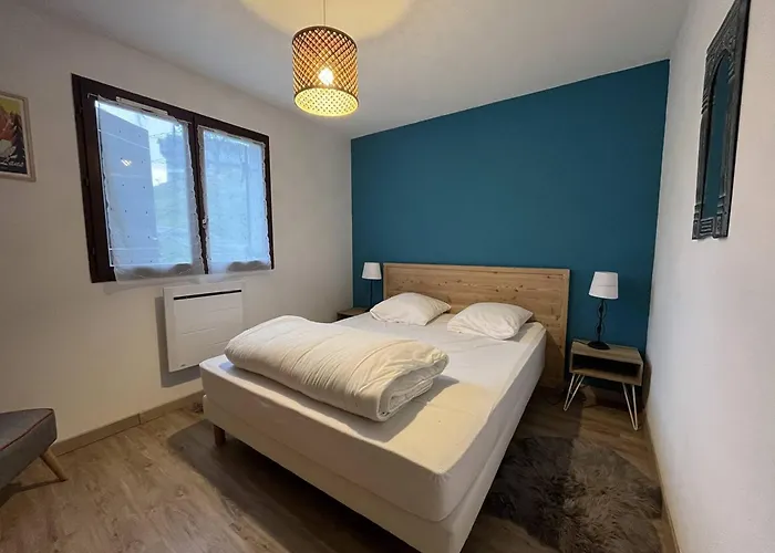 Appartement Familial Pour 6 Personnes Avec Terrasse, Parking Gratuit Et Proche Des Navettes