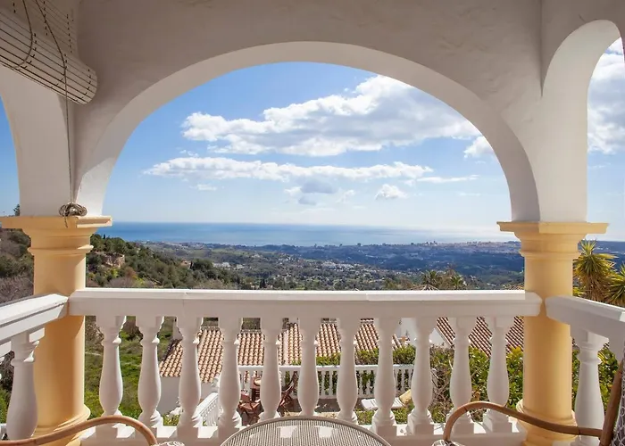 Cozy Townhouse Mijas With Views
