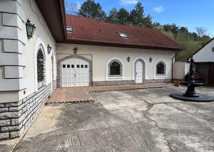 Veszpremvoelgyi Kuria