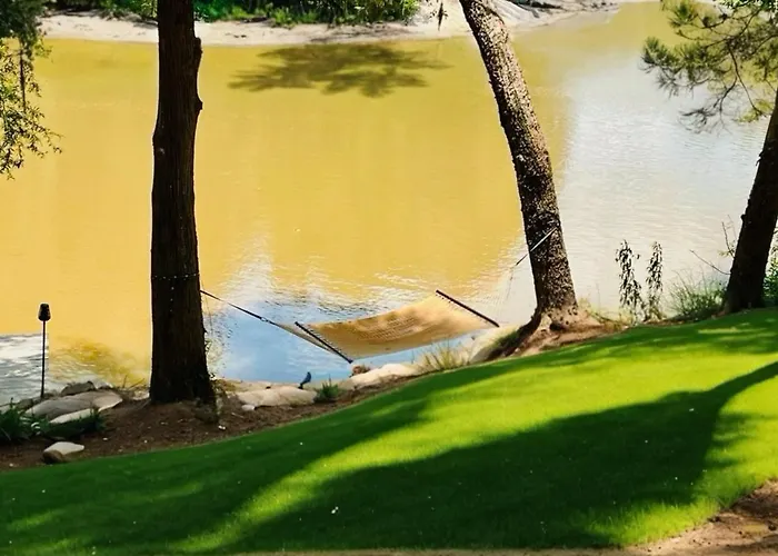 Secluded Riverside Oasis Private Deck Dock