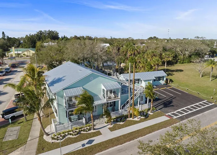 Water Side Condo In Sebastian Fl
