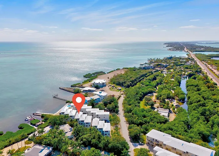 At The Sandbar - Oceanfront, Htd Pool, Dock, Gameroom