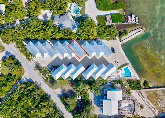 At The Sandbar - Oceanfront, Htd Pool, Dock, Gameroom