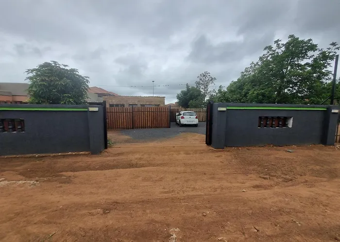 Eazistay Motel - Letlhabile