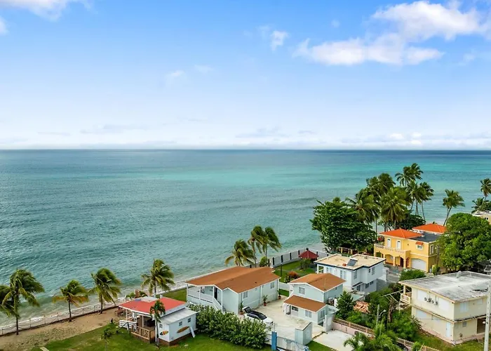 Danielas Beachfront House