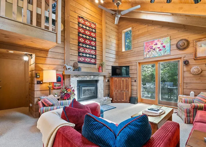 A Little House In The Woods By Simple Life Rentals