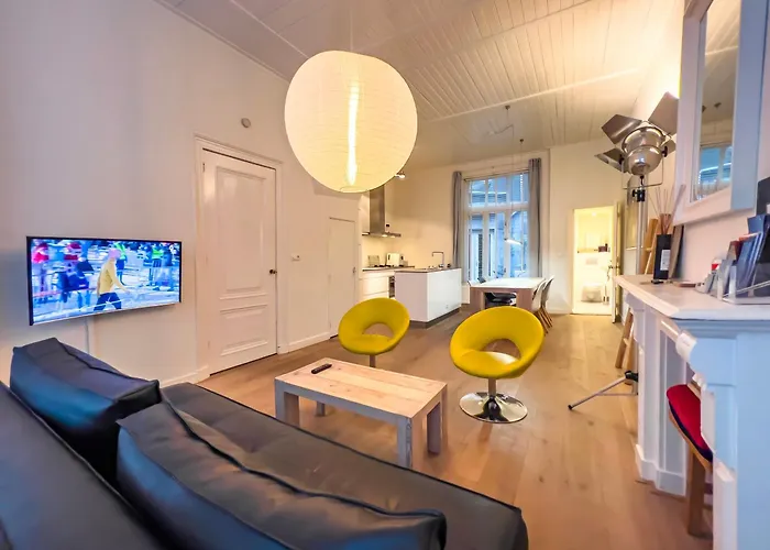 Suite Aan De A