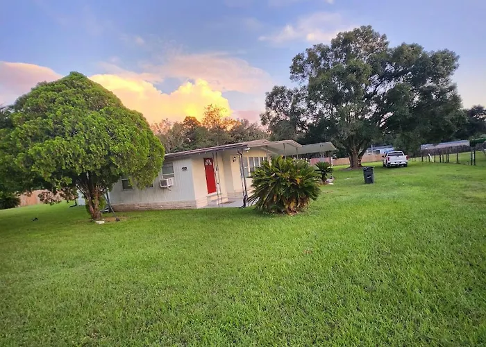 Country Home In The City With An Acre Of Land