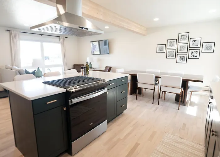 Billings Family House - Great Location