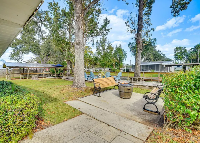 Riverside Retreat W/ Boat Dock In Sunny Astor!