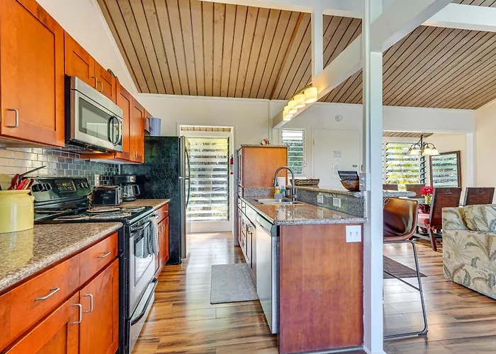 1 Mi To Beach: Kailua-Kona Condo W/ Pool Access!