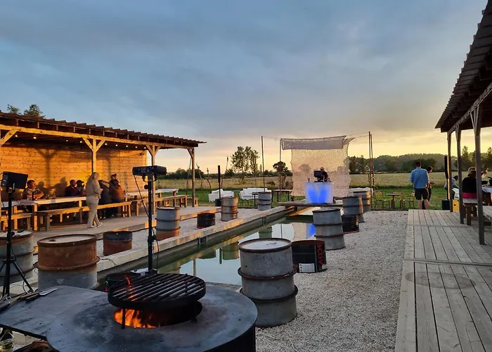 Domaine De La Tapie De Bouchet - En Camargue
