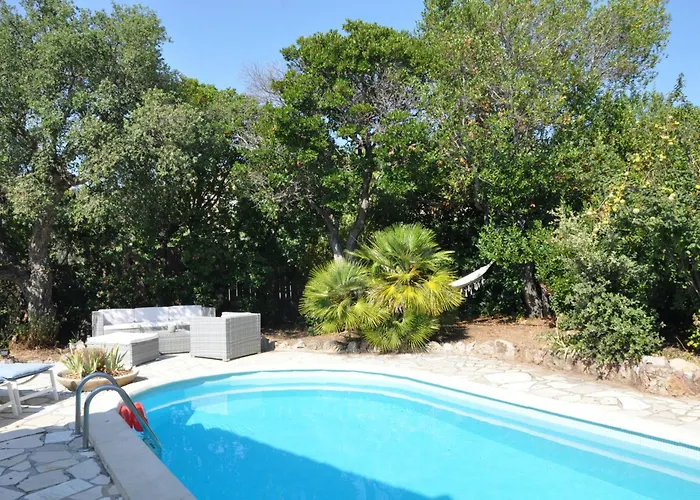 Villa Climatisee, Vue Mer Et Colline Avec Piscine