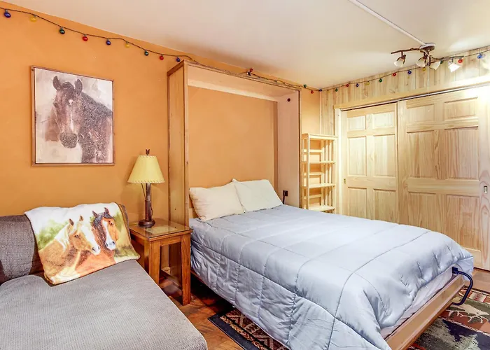 Montana Vacation Rental: 32 Mi To Yellowstone!