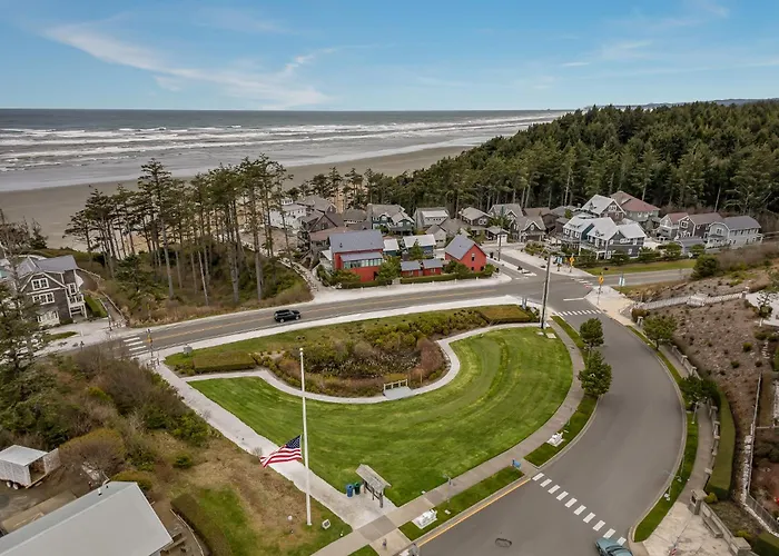 Solitude By Seabrook Hospitality