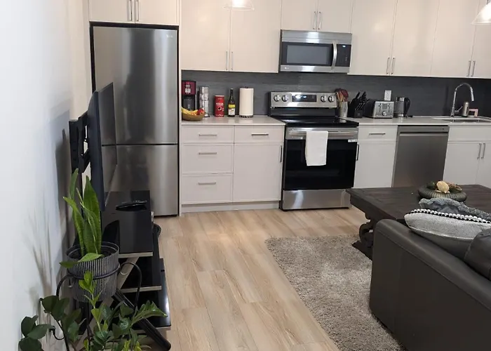 Beautiful 2 Bedroom Suite