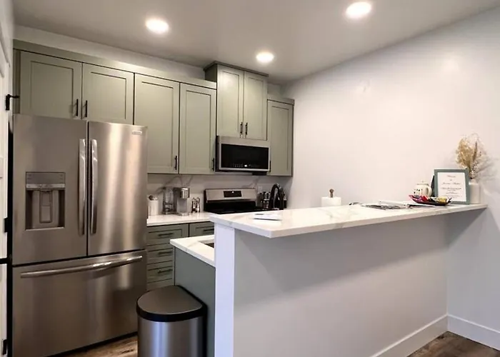 Gorgeous Views, Cozy Luxury 209