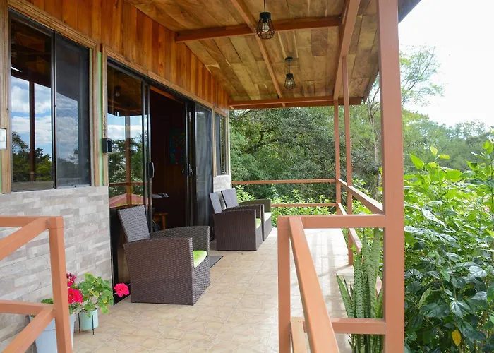 Las Marias Monteverde - Mountain View Cottages & Gardens