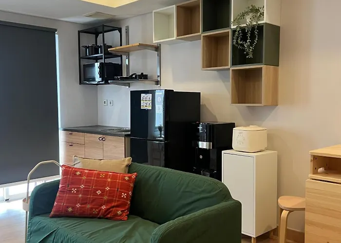 Royal Deluxe & Private Apartments - West Jakarta
