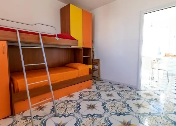 Front Sea Apartment