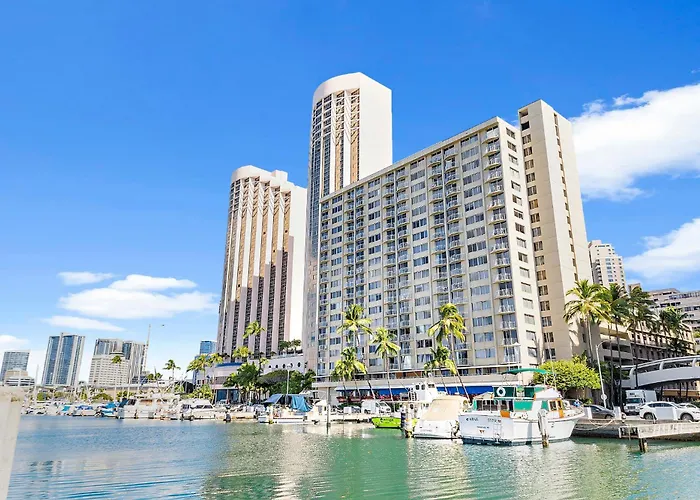 Ilikai Marina 6Fl Ocean View & Marina, Renovated