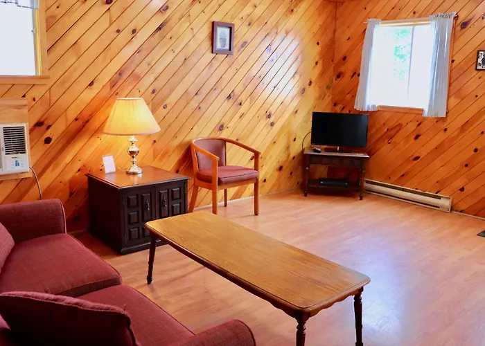 Shining Waters - Ingleside Cottages