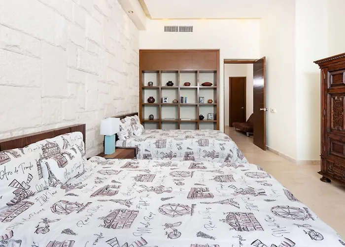 Encanto Living Penthouse 1202 By Kivoya