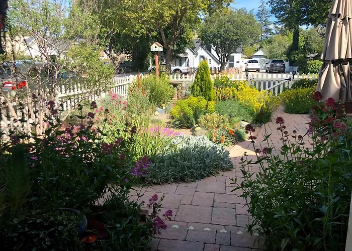 Downtown Solvang L Most Desired Home L 2Br