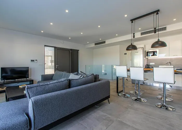 Menta Villa By Vintage Travel
