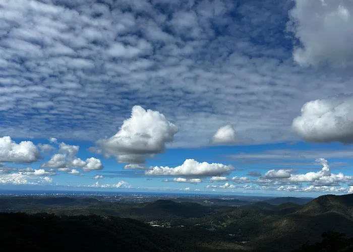Green Cauldron, Homestay, Tamborine Mountain, Private Room, Ensuite, Private Courtyard, Gold Coast Views