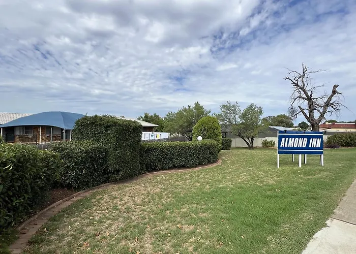 Almond Inn Motel