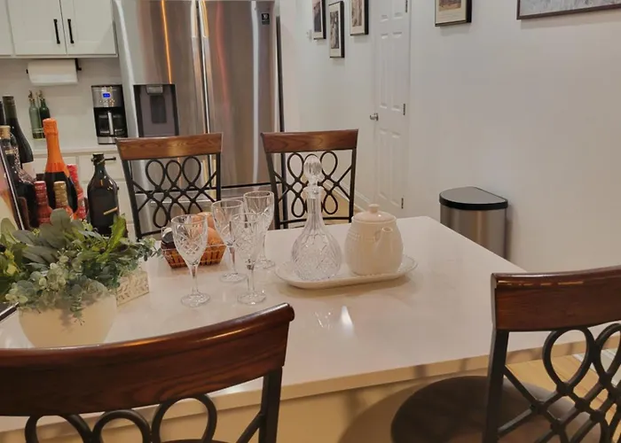Brooklyn Luxury Suite