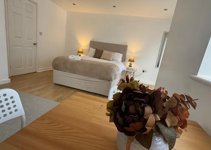 Little Luxe Shared House