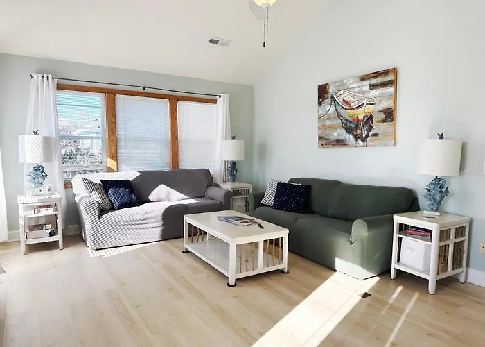 Updated Listing! 4 Min To Beach, Pool, Spa, Games