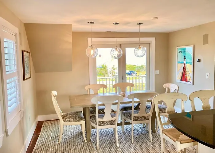 Luxury Dreamy Madaket Destination - Beachside, Ocean Views & Lifelong Memories