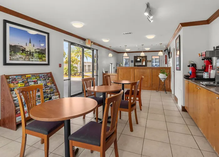 Express Inn & Suites Westwego
