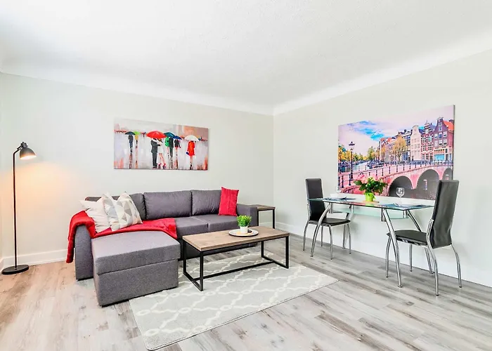 Central Corktown Apartment For City Explorers