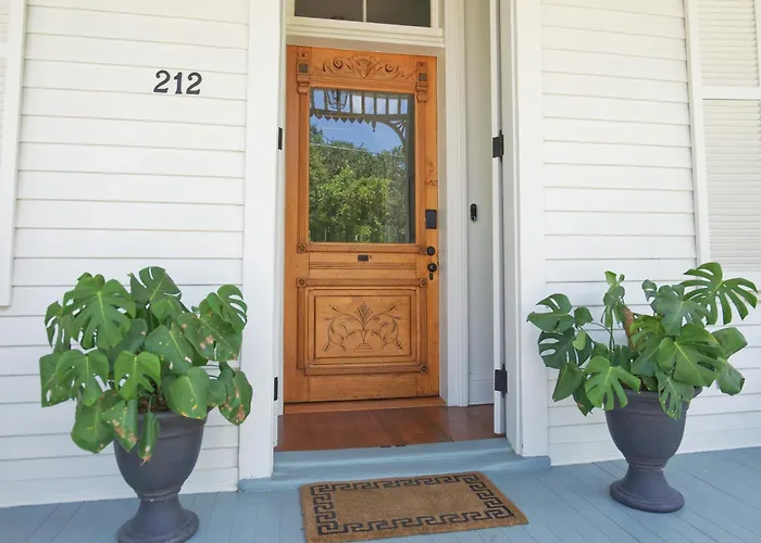 Katie'S Cottage In Natchez, Charming Historic Home