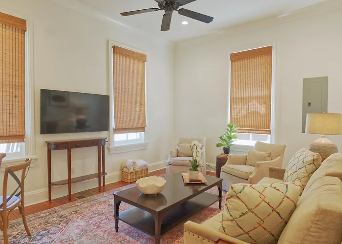 Katie'S Cottage In Natchez, Charming Historic Home