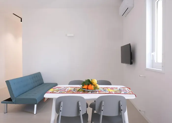 Temples And Sea View Apartment