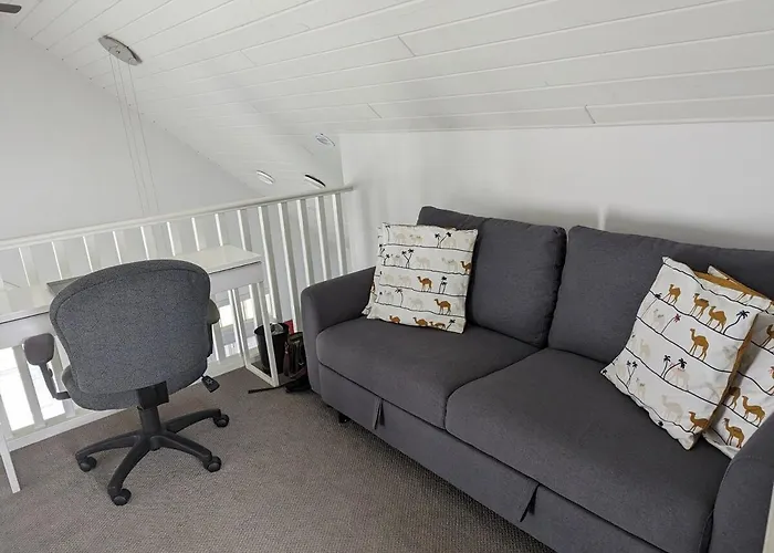 Sandy Beach Sauvignon Cottage - Osoyoos Escapade 3Bd-2Bt