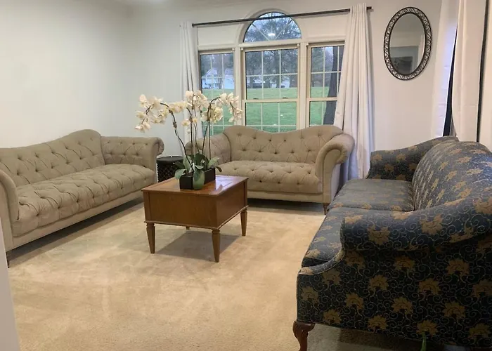 5Br Retreat Nature And Access Laurel Md