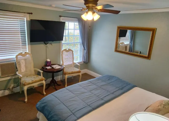 Cherokee Lodge