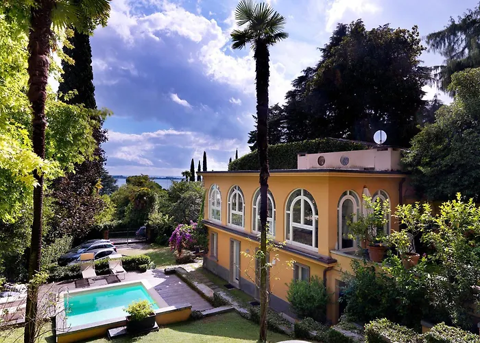 Villa Ella Con Depandance