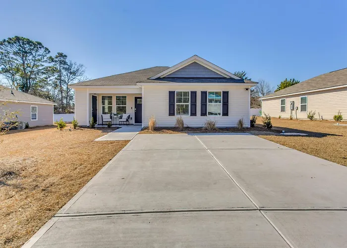 Near Golf Courses: Cozy Home In Ocean Isle Beach!
