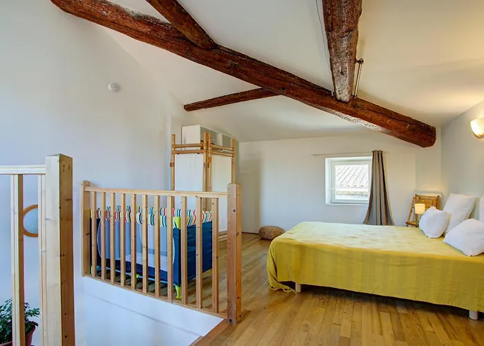 L'Oustalet - Single-Family Home With Terrace Oustalet