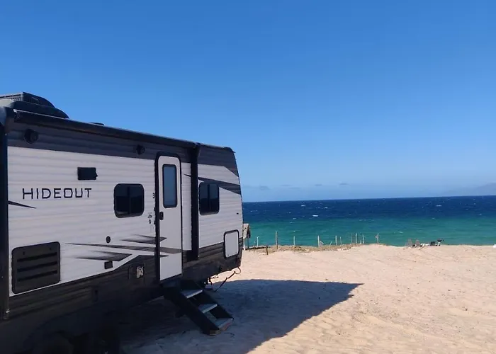Beachfront Camper, Bahia Turquesa Bcs