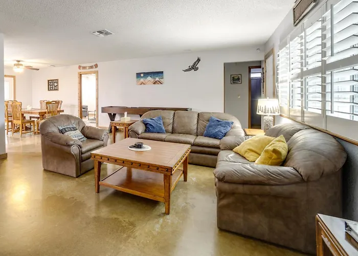 Near Hiking: Creekfront Verde Valley Retreat