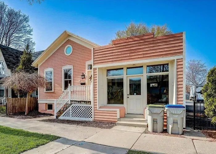 Insta Worthy Home! *Sleeps 8* - Walker'S Point!