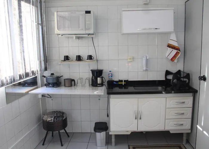 Flat completo - ótima . localização -Centro
